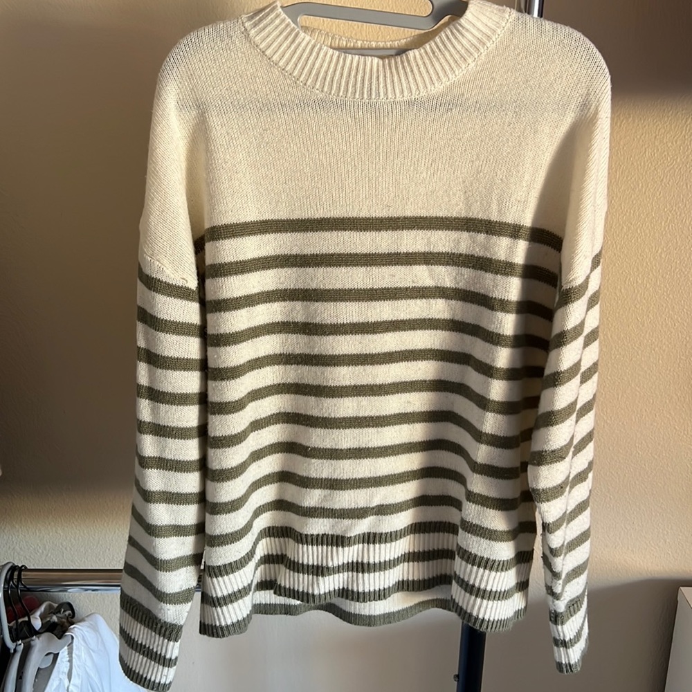 H&M Sweater